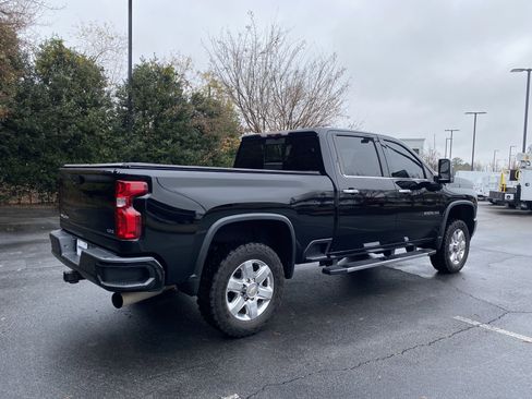 Used 2021 Chevrolet Silverado 2500 LTZ w/ Z71 Chrome Sport Edition image 9