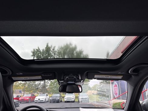 New 2025 Alfa Romeo Giulia Intensa w/ Driving Assist Package image 16