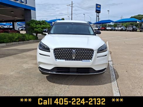 Used 2021 Lincoln Corsair FWD image 3
