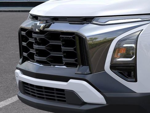 New 2026 Chevrolet Equinox ACTIV w/ Convenience Package III AWD/4WD image 13