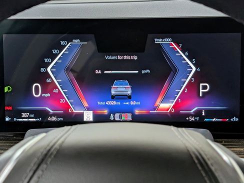 Used 2025 BMW X7 xDrive40i image 42