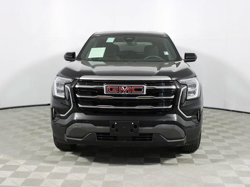 Used 2025 GMC Terrain Elevation AWD/4WD image 2