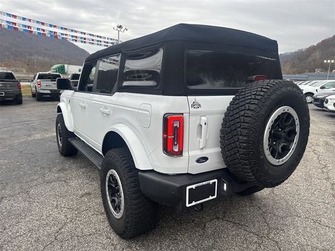 Used 2023 Ford Bronco Outer Banks image 6