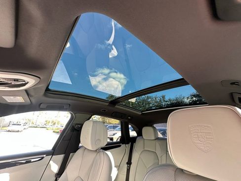 Used 2026 Porsche Macan S AWD/4WD image 26