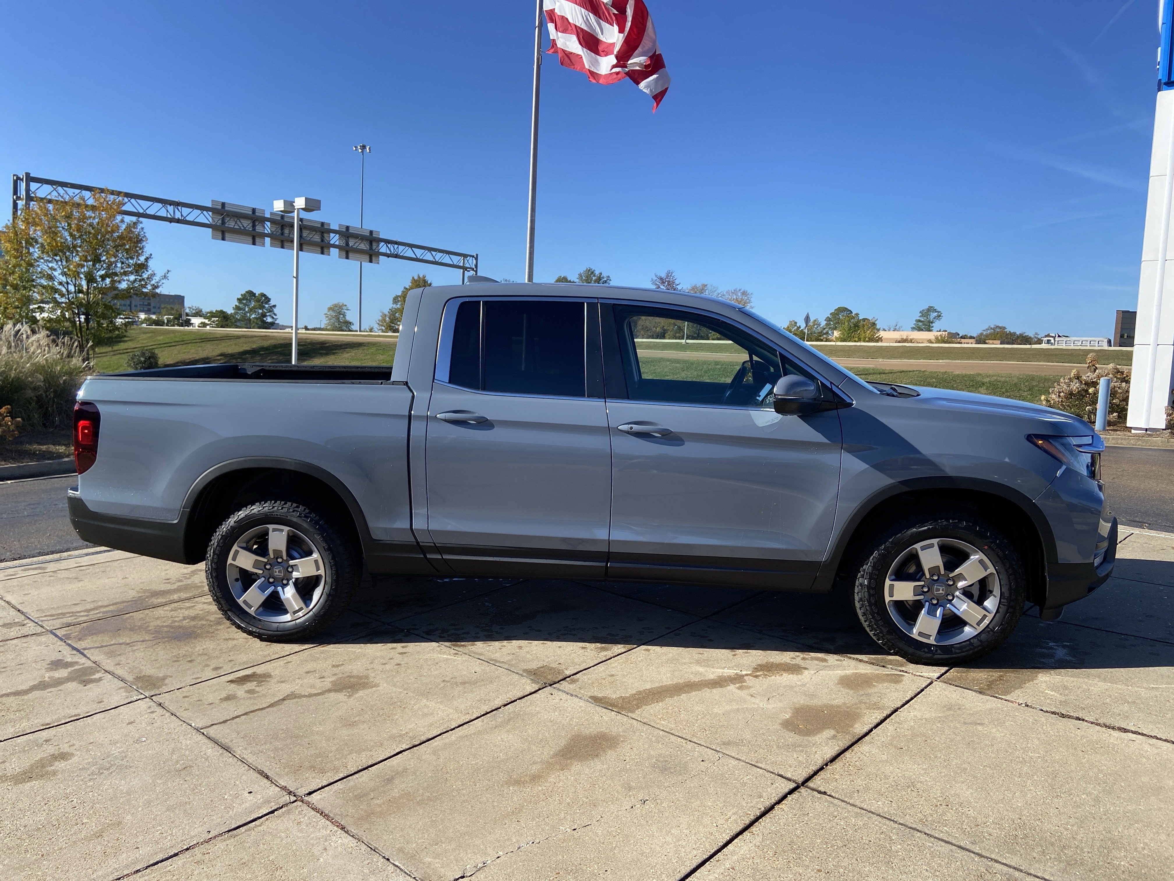 New 2026 Honda Ridgeline RTL image 12