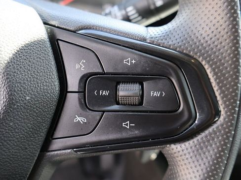 Used 2024 Chevrolet Trax LS w/ Driver Confidence Package image 39