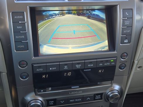 Used 2018 Lexus GX 460 image 28