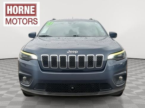 Used 2021 Jeep Cherokee Latitude Plus image 7
