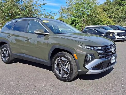 Used 2025 Hyundai Tucson SEL image 2