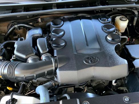 Used 2019 Toyota 4Runner SR5 Premium image 30