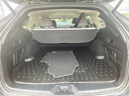 Used 2023 Subaru Outback Premium AWD/4WD image 12