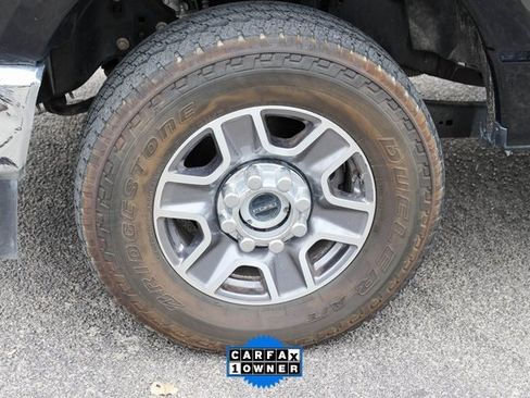 Used 2024 Ford F250 Lariat image 7