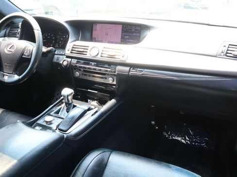 Used 2013 Lexus LS 460 AWD w/ F-Sport Pkg image 11
