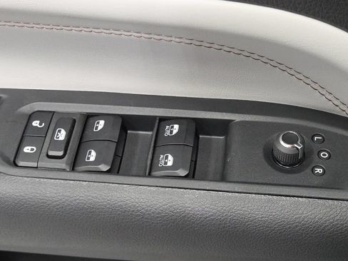 New 2026 Jeep Compass Limited AWD/4WD image 30