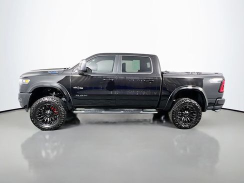Used 2026 RAM 1500 Big Horn AWD/4WD image 4