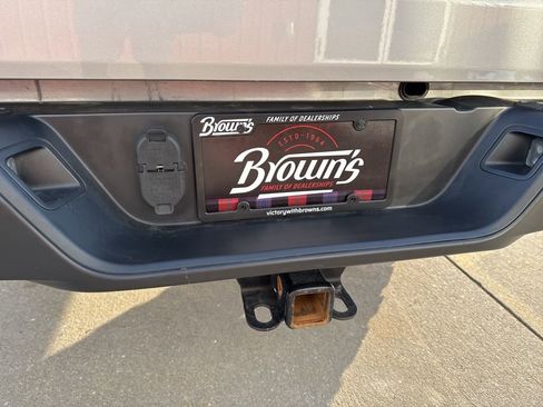 Used 2020 Jeep Gladiator Sport w/ Quick Order Package 24S image 11