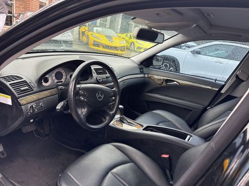 Used 2007 Mercedes-Benz E 350 Sedan image 8