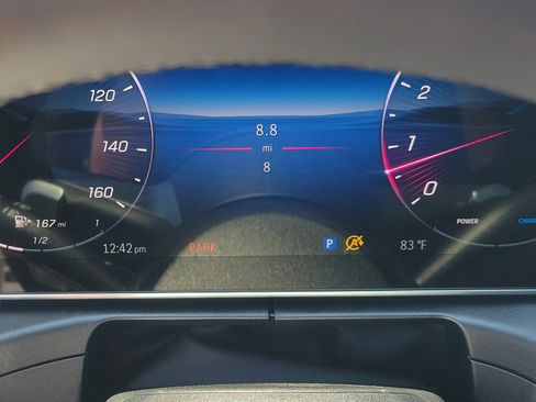 New 2026 Mercedes-Benz CLE 450 4MATIC Coupe image 16