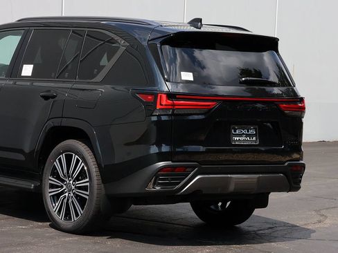 New 2026 Lexus LX 600 4WD w/ Appearance Package image 9