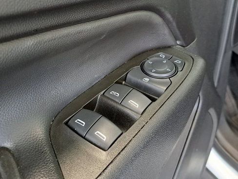 Used 2023 Chevrolet Equinox LT FWD image 23