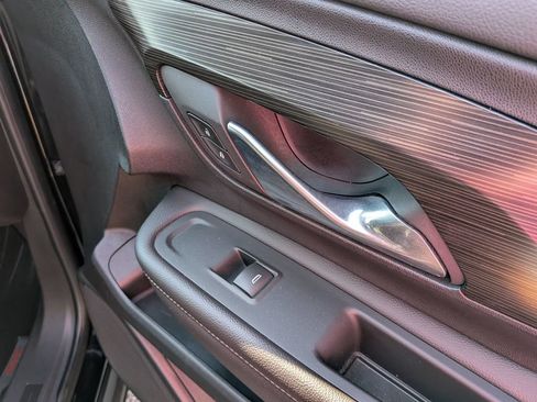 Used 2022 GMC Terrain SLE FWD image 25