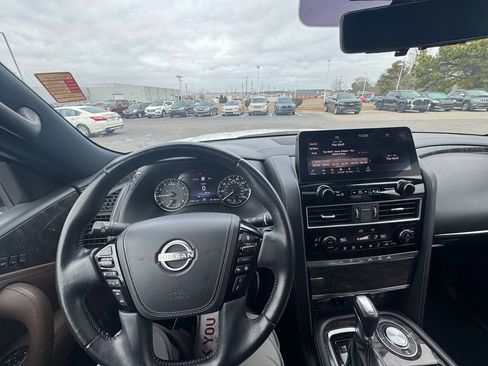 Used 2023 Nissan Armada Platinum w/ Captain's Chairs Package image 8