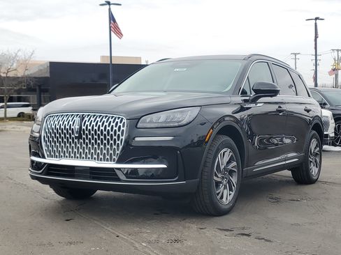 New 2026 Lincoln Corsair Premiere image 2