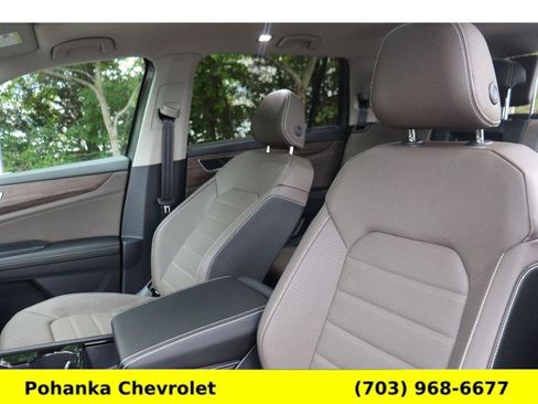 Used 2026 Volkswagen Atlas SEL AWD/4WD image 21