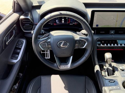 Used 2026 Lexus IS 350 F Sport RWD image 10