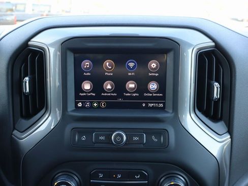 Used 2020 Chevrolet Silverado 1500 Custom w/ Custom Value Package image 10