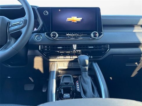 New 2026 Chevrolet Colorado W/T image 11