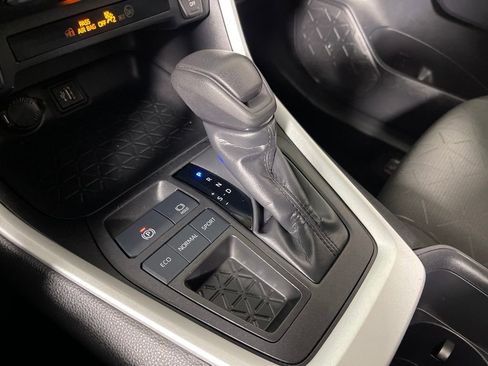 Certified 2024 Toyota RAV4 XLE image 22