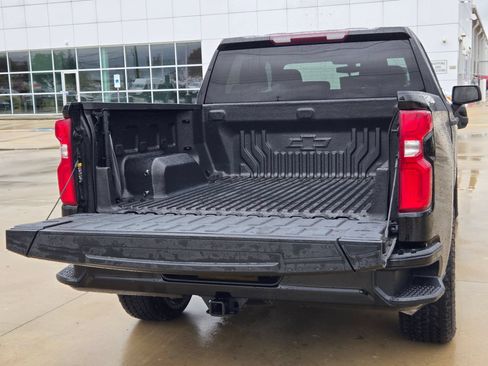 Certified 2022 Chevrolet Silverado 1500 Custom RWD image 24