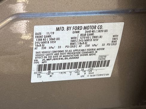 Used 2020 Lincoln Nautilus Reserve image 27