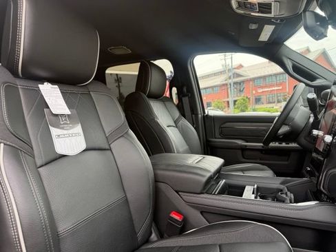 New 2026 RAM 3500 Limited AWD/4WD image 27