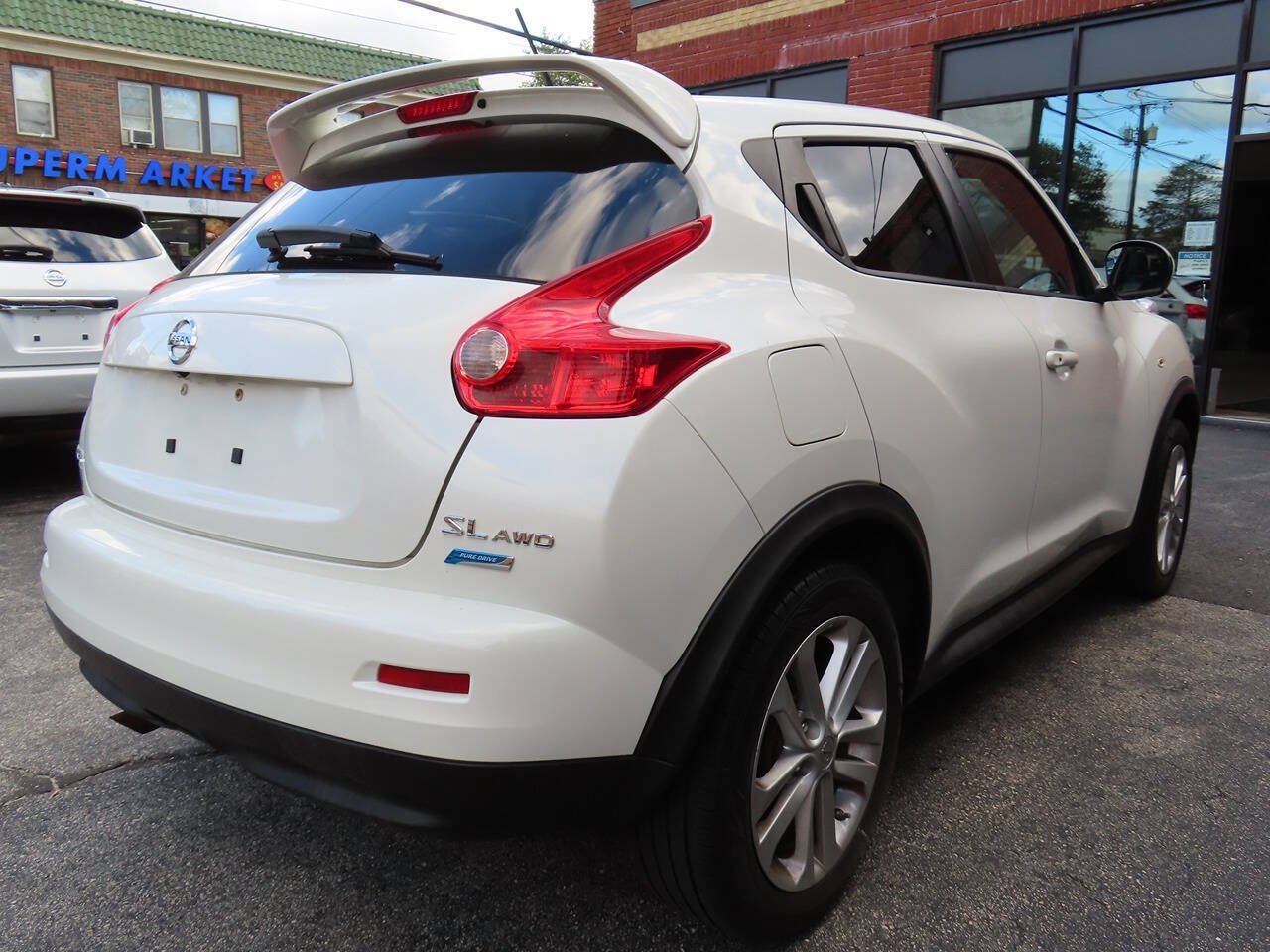 Used 2013 Nissan Juke SL AWD/4WD image 3