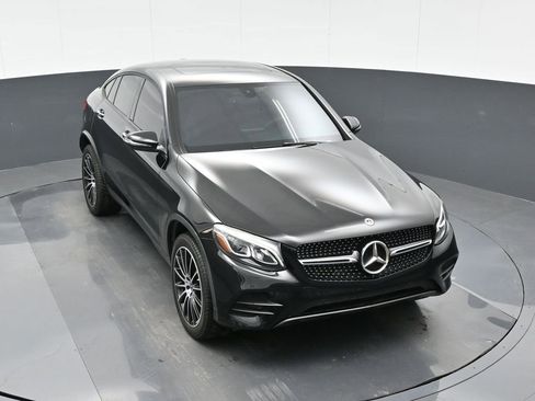 Used 2019 Mercedes-Benz GLC 300 4MATIC Coupe image 32