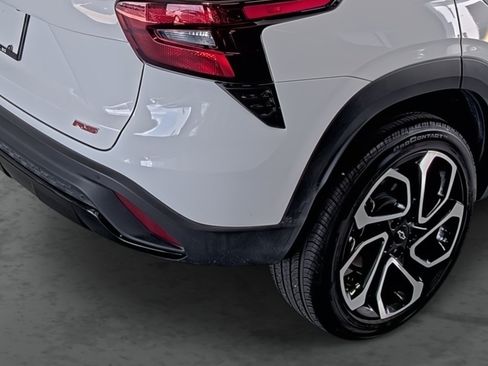 Certified 2025 Chevrolet Trax RS w/ Driver Confidence Package FWD image 13