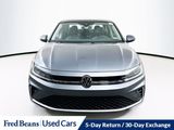Certified 2025 Volkswagen Jetta SE w/ Sunroof Package image 2