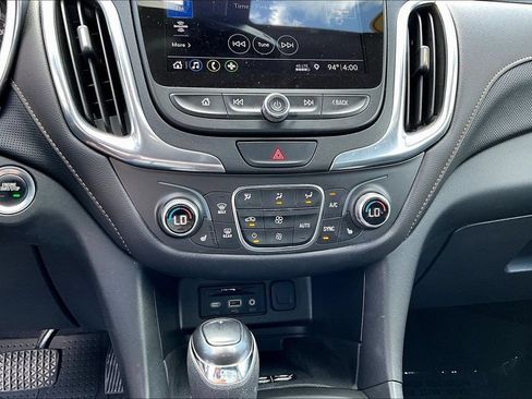 Used 2021 Chevrolet Equinox Premier AWD/4WD image 15
