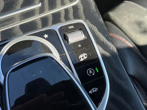 Used 2019 Mercedes-Benz GLC 43 AMG 4MATIC image 31