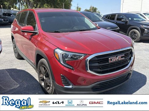 Used 2018 GMC Terrain SLE image 1