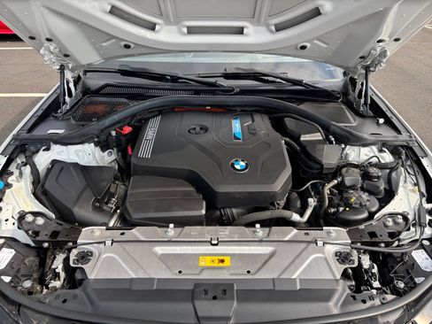 Used 2023 BMW 330e xDrive w/ M Sport Package AWD/4WD image 20