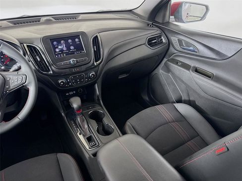 Used 2023 Chevrolet Equinox RS image 22