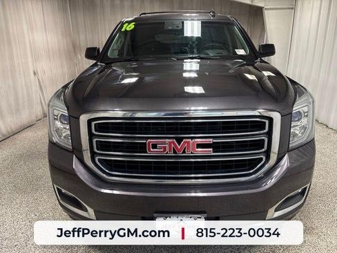 Used 2016 GMC Yukon SLT w/ Open Road Package AWD/4WD image 7