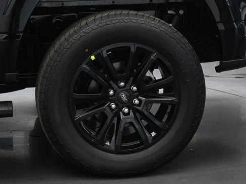 New 2025 Ford F150 Platinum w/ Equipment Group 702A High image 22