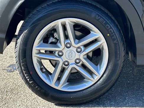 Used 2021 Hyundai Kona SE image 7