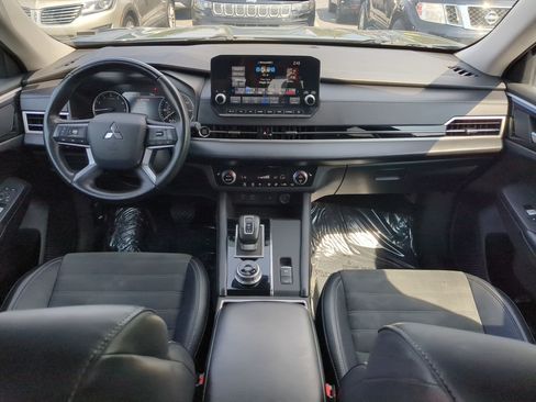 Used 2024 Mitsubishi Outlander Ralliart AWD/4WD image 30