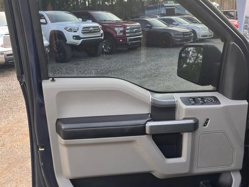 Used 2017 Ford F150 XLT w/ Equipment Group 302A Luxury image 3