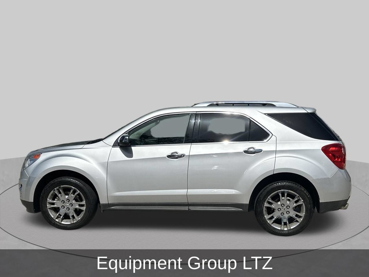 Used 2012 Chevrolet Equinox LTZ FWD image 2